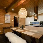 Charming Log House - Lumous B - - Finland Pyhatunturi