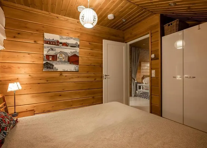 Charming Log House - Lumous B - - Finland *